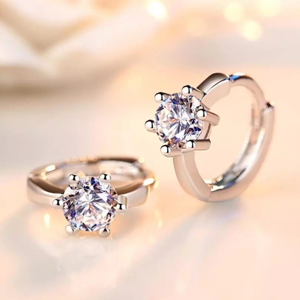 Classic Round Diamond Earrings - Picture 2 of 5